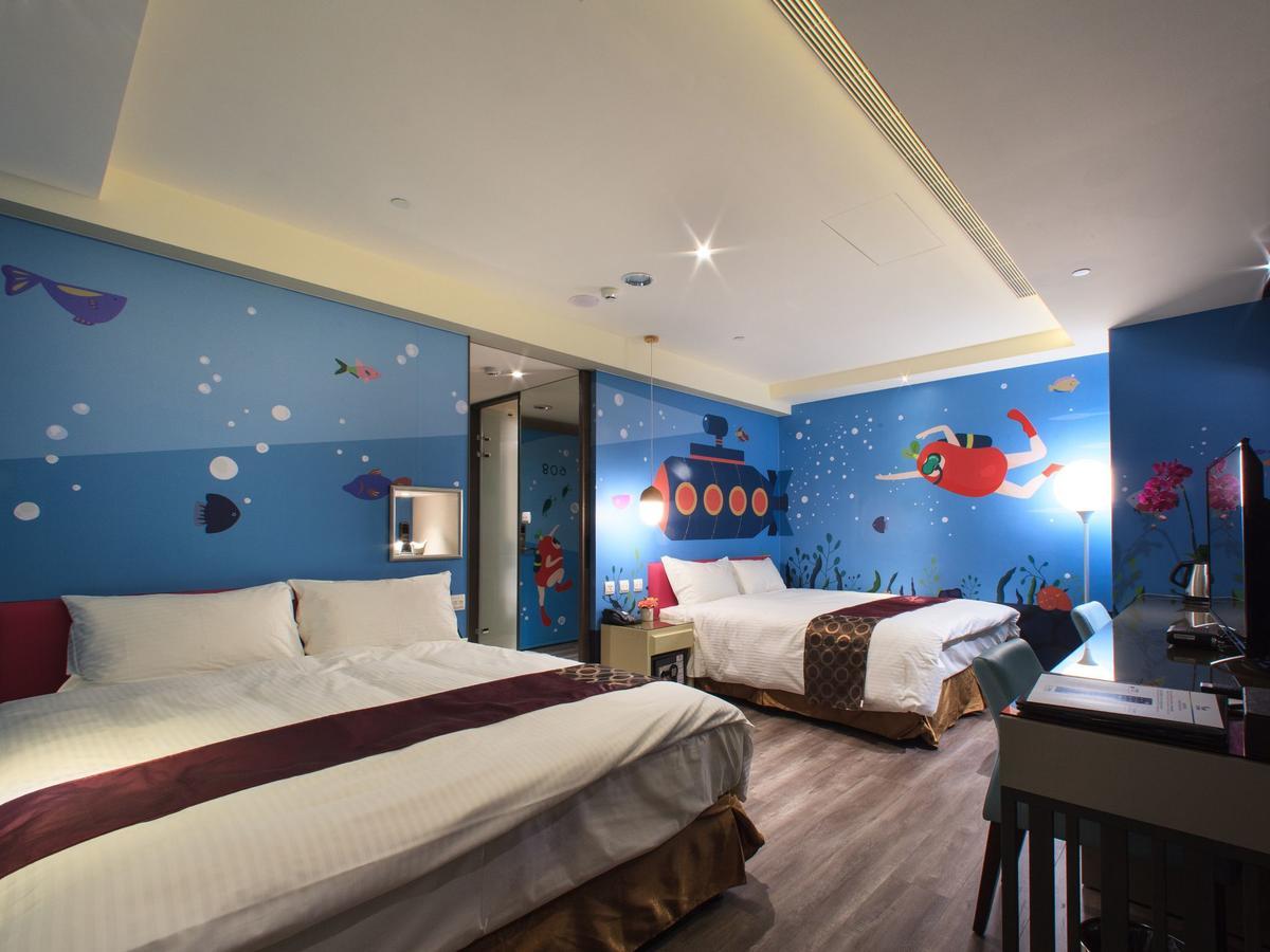 Stay Hotel - Taichung Zhongqing Exteriör bild