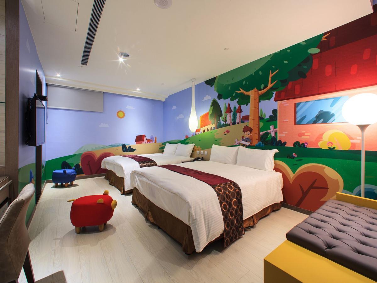 Stay Hotel - Taichung Zhongqing Exteriör bild