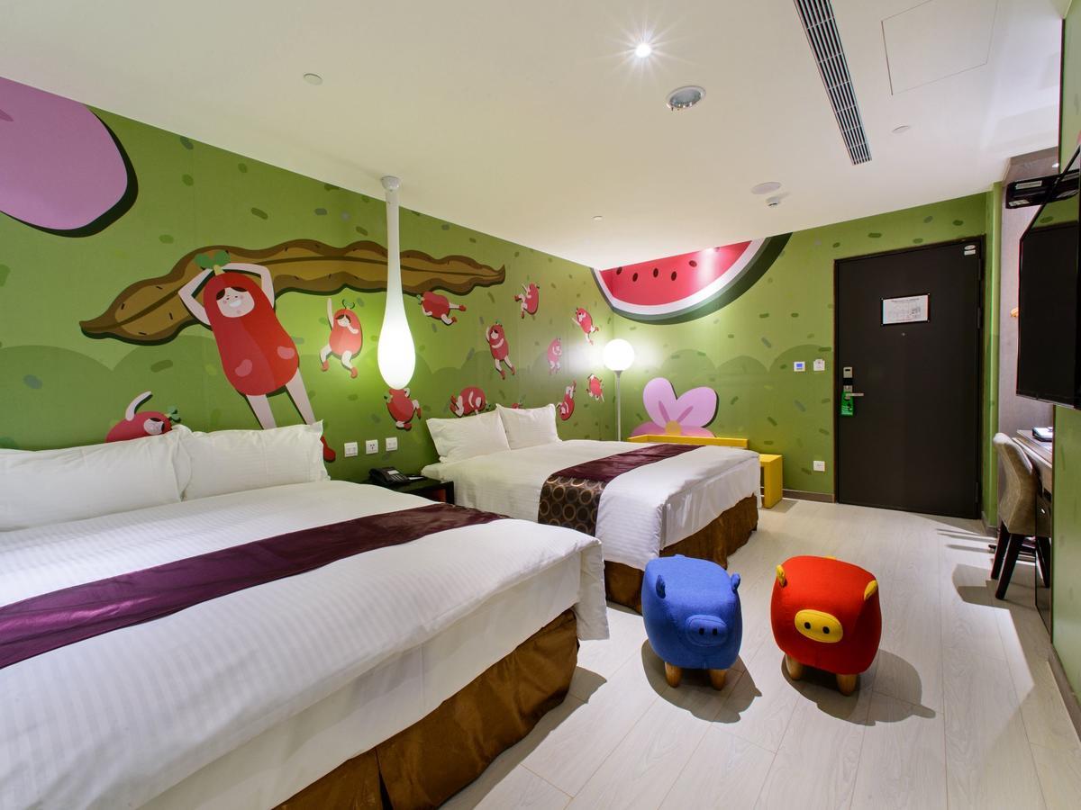 Stay Hotel - Taichung Zhongqing Exteriör bild