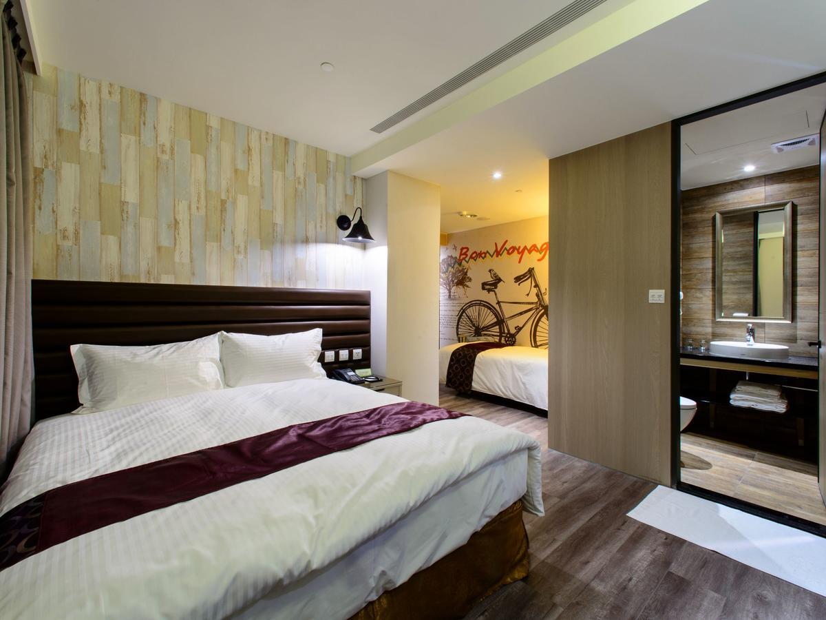Stay Hotel - Taichung Zhongqing Exteriör bild